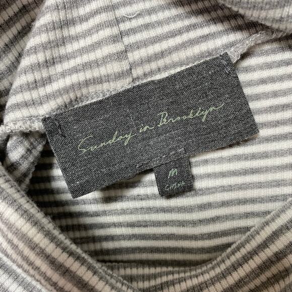 SUNDAY IN BROOKLYN for Anthropologie | sz M Women's Gray Stripe Turtleneck Shell - Picture 3 of 3